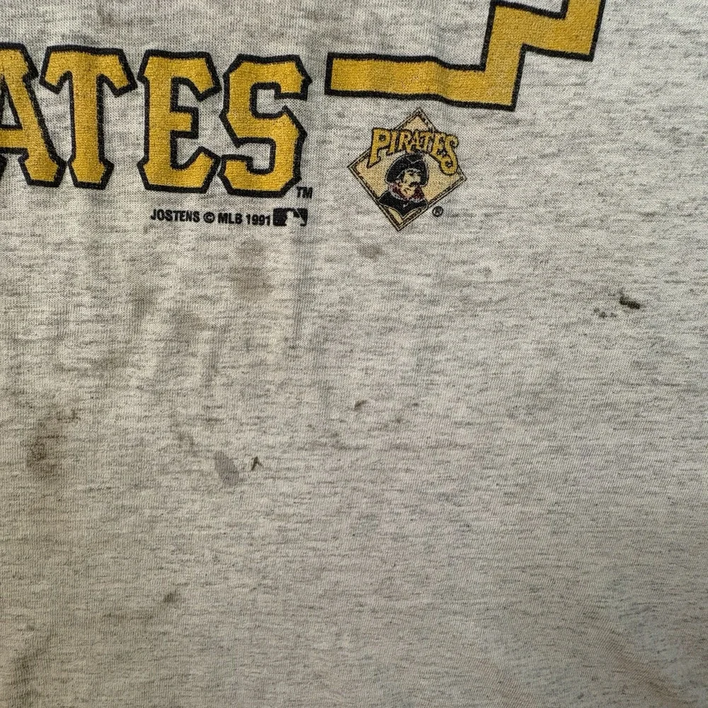 VTG TNT Men's L Gray 1991 Pittsburgh Pirates MLB Champions Distressed Stained T